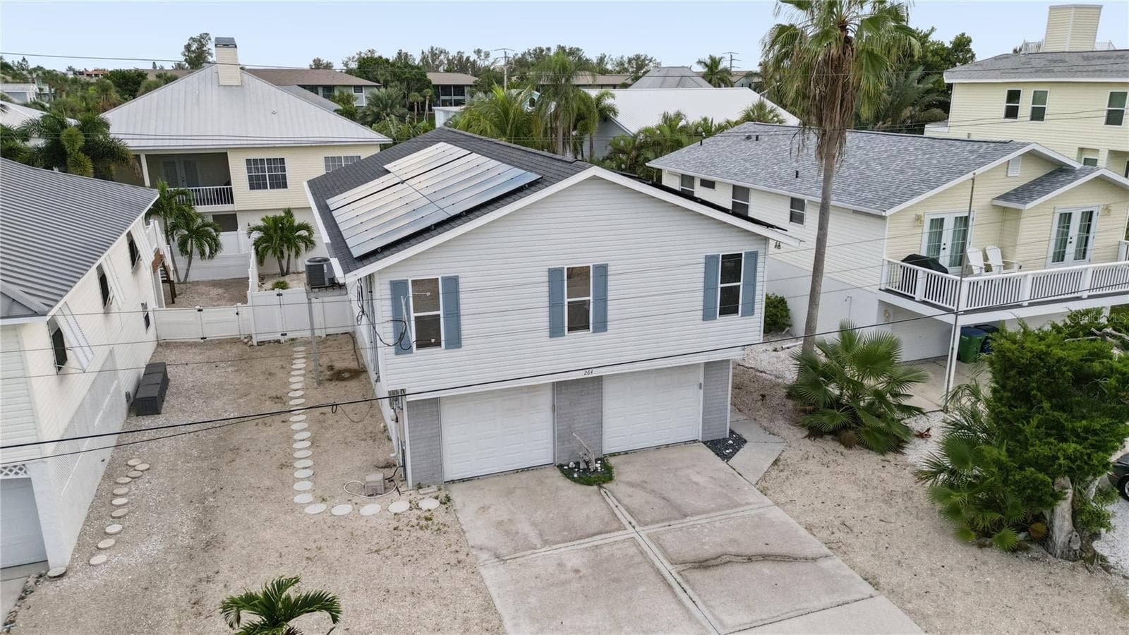 Single Family Residence at 264 S HARBOR DR, HOLMES BEACH, photo 27 of 46