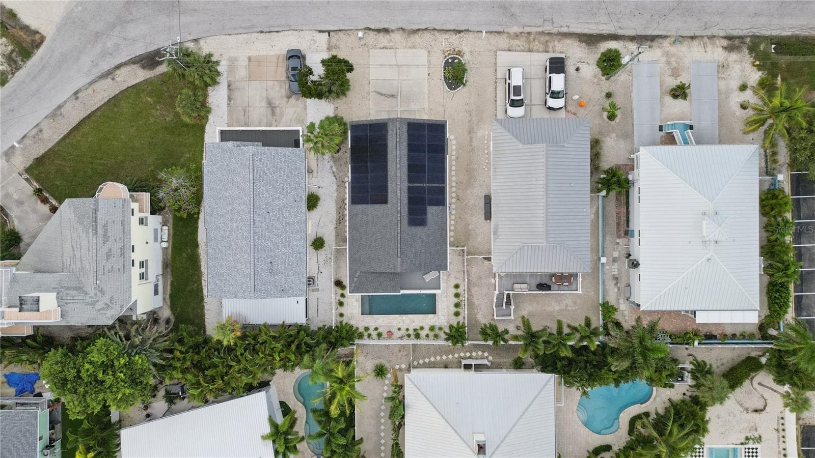 Single Family Residence at 264 S HARBOR DR, HOLMES BEACH, photo 30 of 46