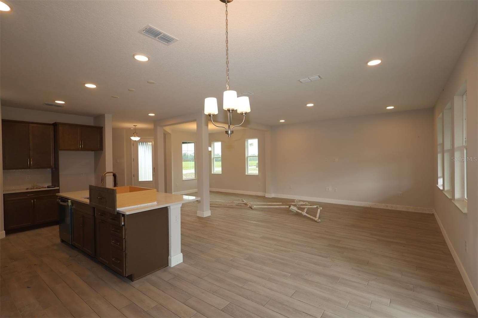 Single Family Residence at 2879 SWEETGRASS LN, ZELLWOOD, photo 6 of 43