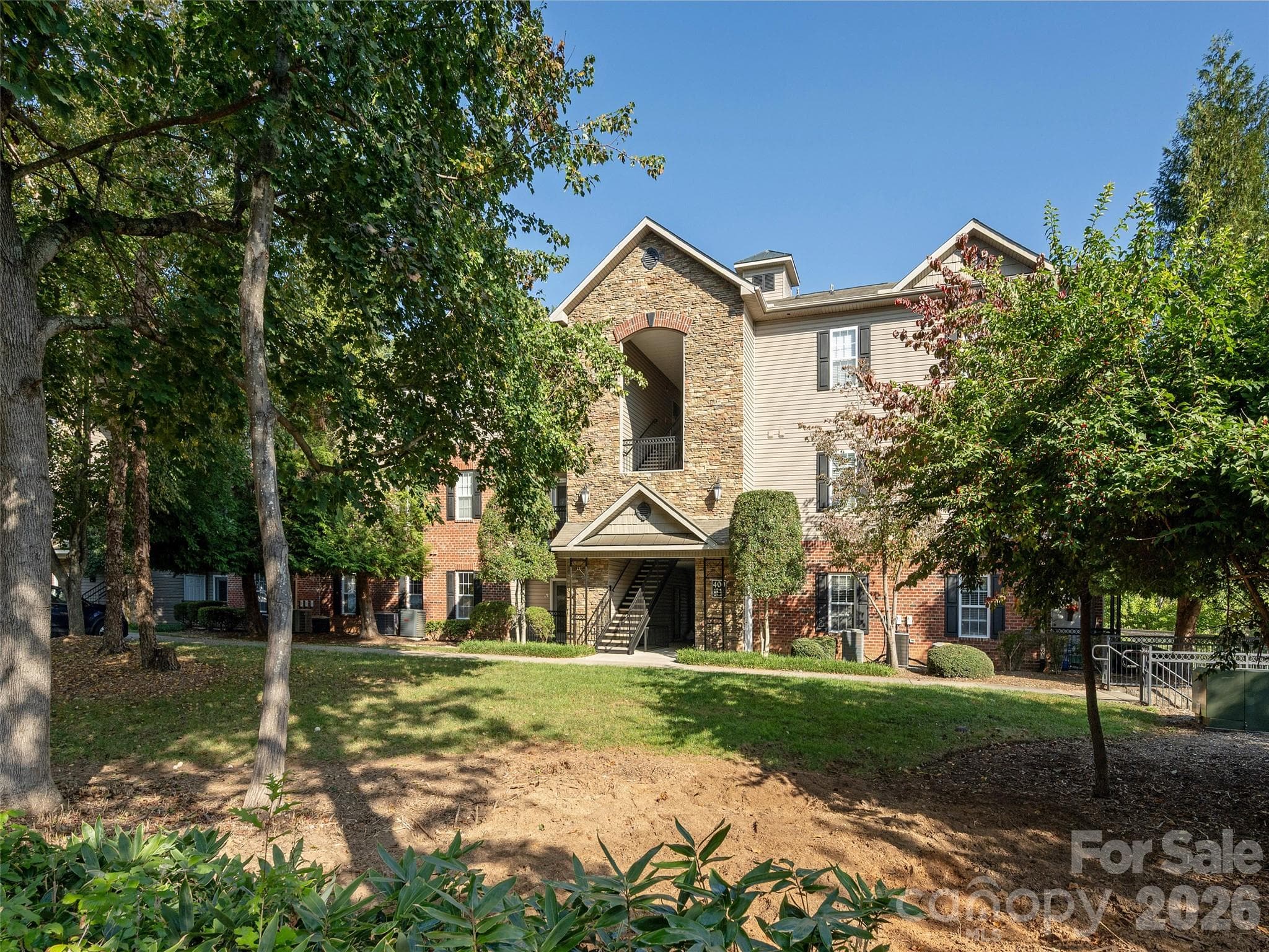 Condominium at 437 Appeldoorn Circle, Asheville, photo 2 of 31