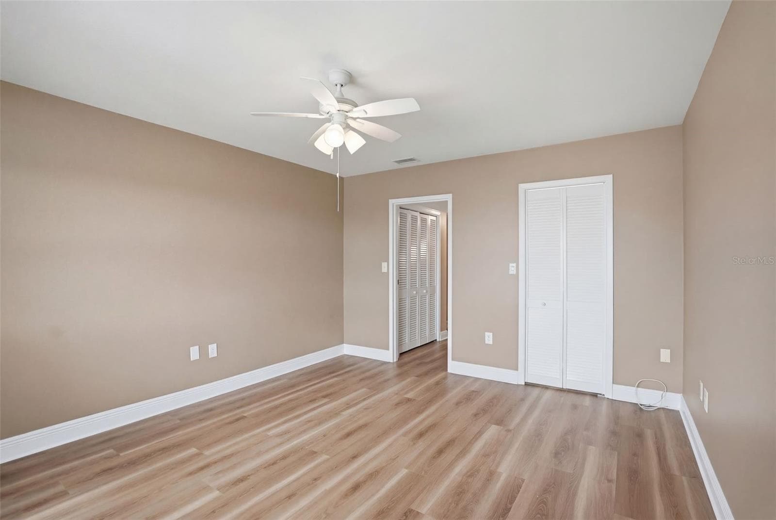Primary bedroom - 5108 BRITTANY DR S #1006, ST PETERSBURG
