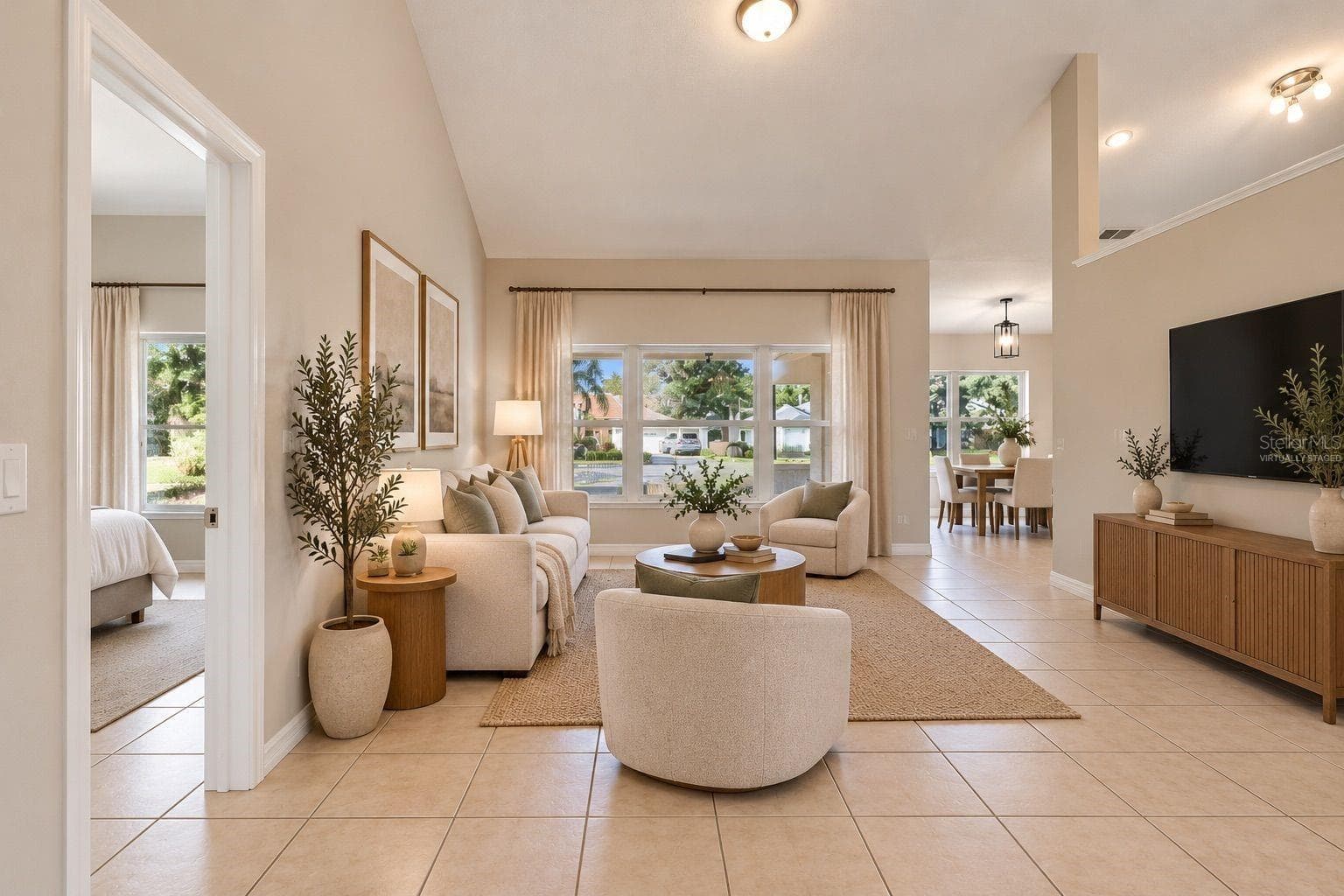 Virtually Staged - 2610 AUTUMN LN, EUSTIS