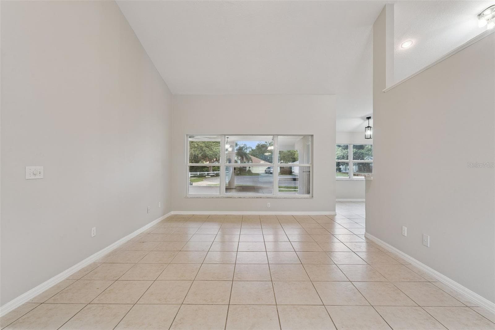 Single Family Residence at 2610 AUTUMN LN, EUSTIS, photo 7 of 46