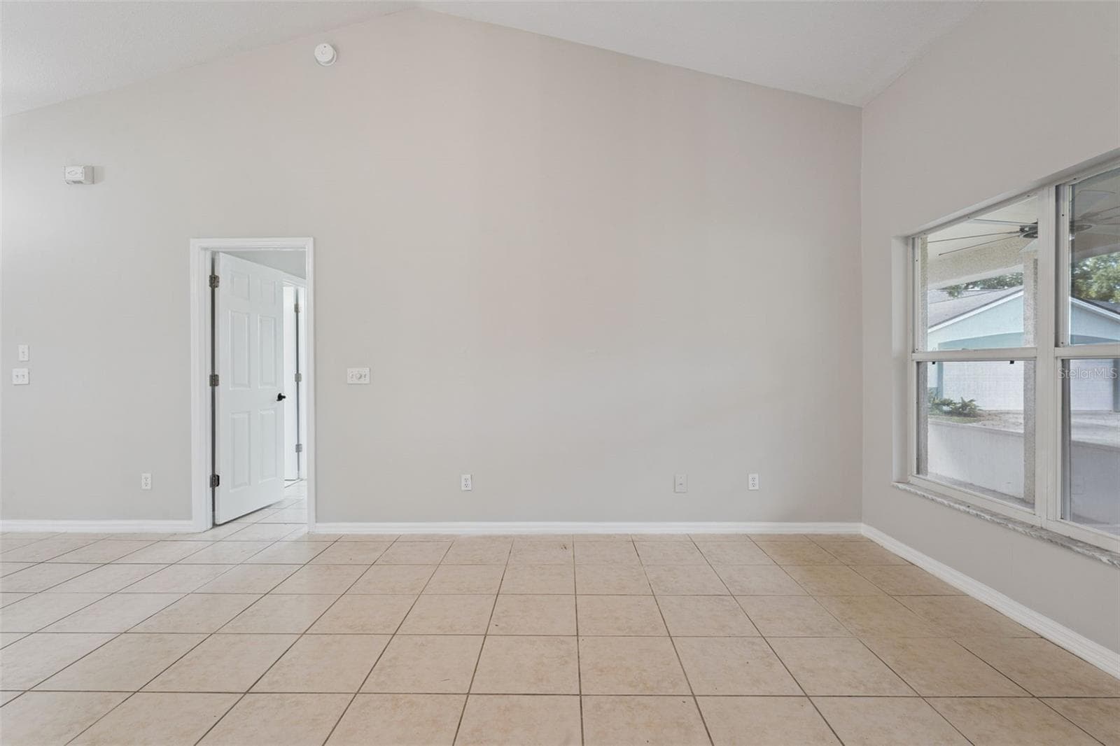 Single Family Residence at 2610 AUTUMN LN, EUSTIS, photo 9 of 46