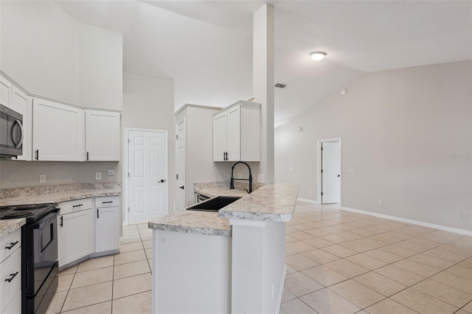 Single Family Residence at 2610 AUTUMN LN, EUSTIS, photo 12 of 46