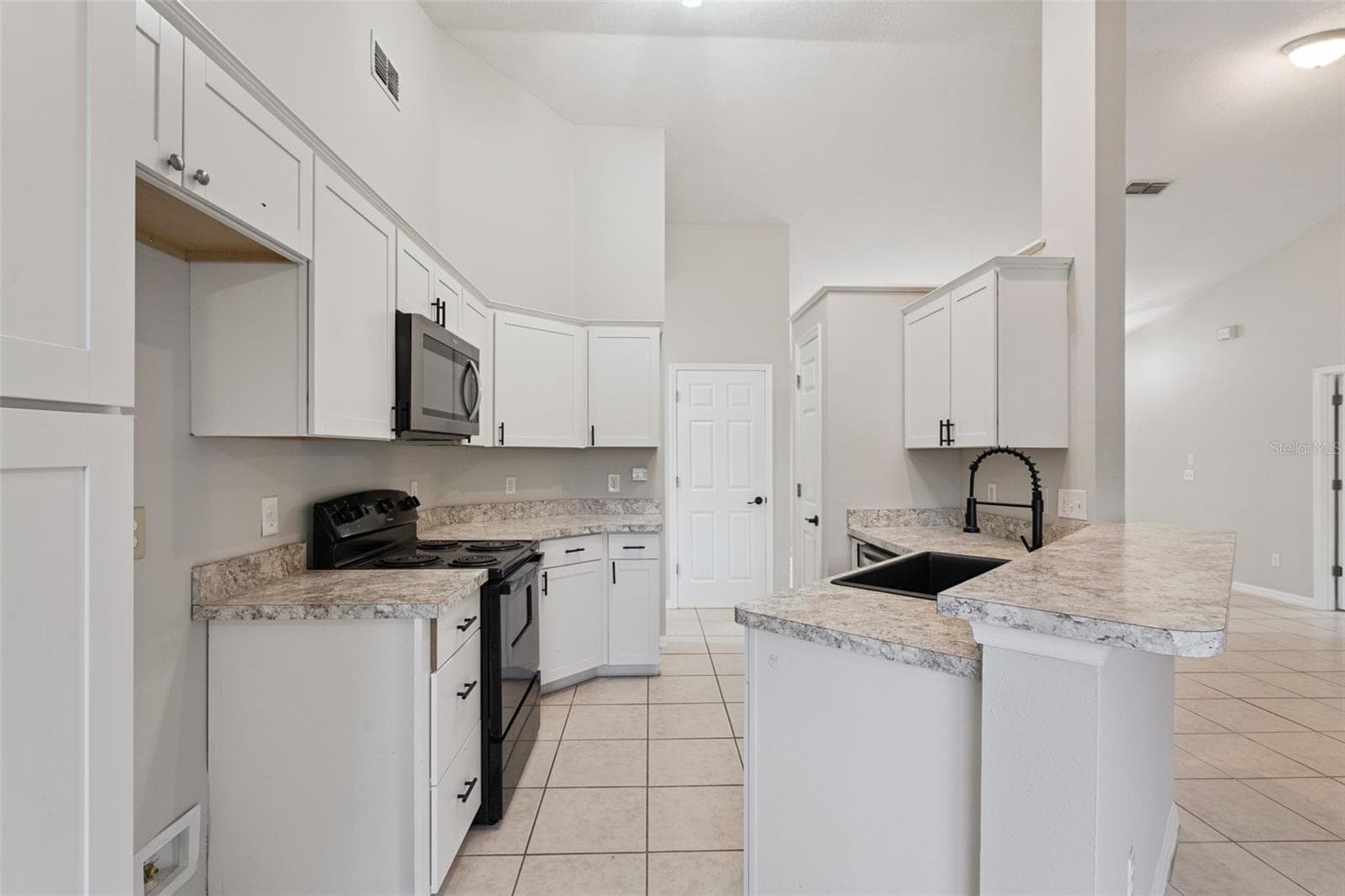 Single Family Residence at 2610 AUTUMN LN, EUSTIS, photo 16 of 46