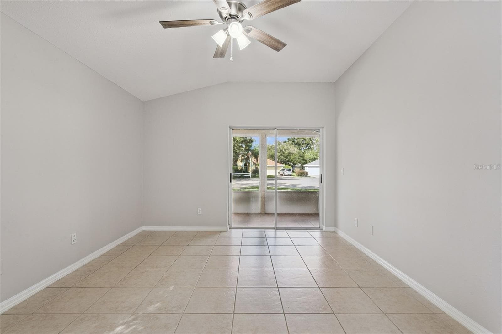 Single Family Residence at 2610 AUTUMN LN, EUSTIS, photo 19 of 46