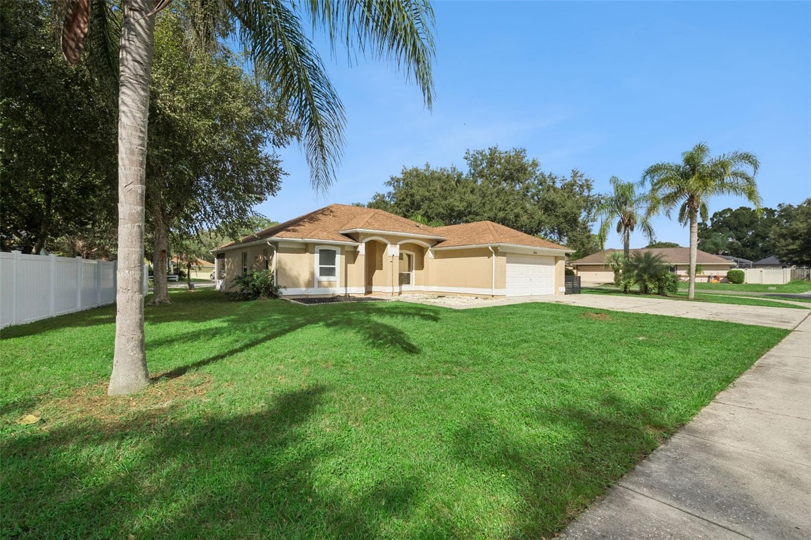 Single Family Residence at 2610 AUTUMN LN, EUSTIS, photo 44 of 46