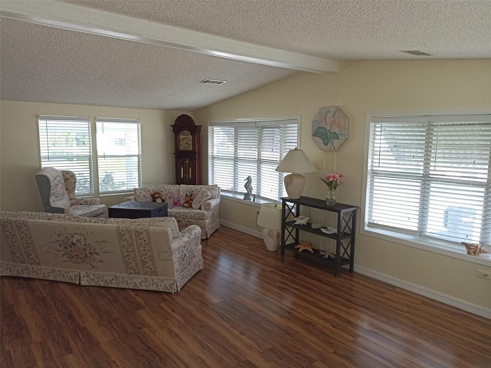 Manufactured Home at 3421 HAMPSHIRE DR, HOLIDAY, photo 22 of 30