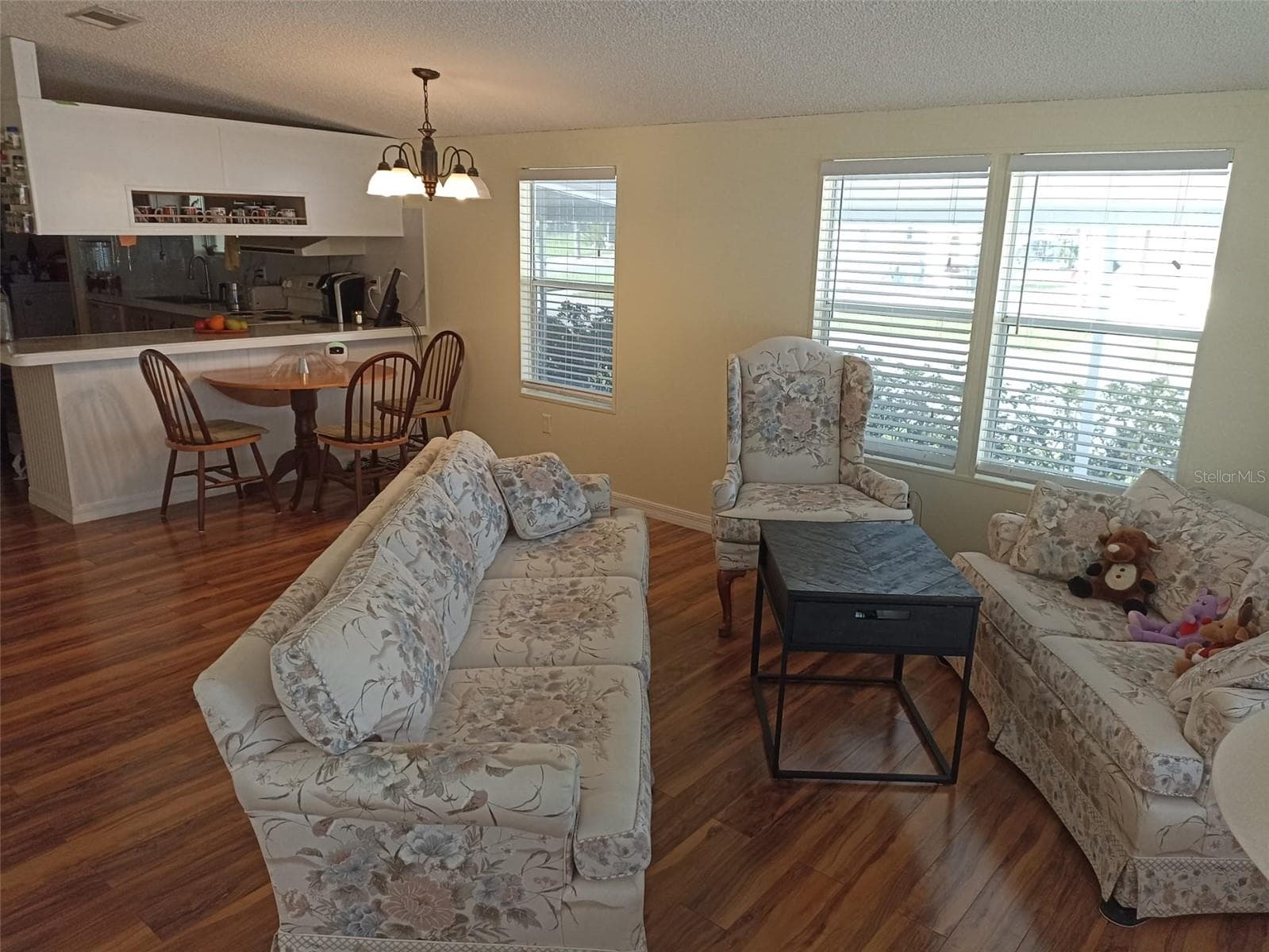 Manufactured Home at 3421 HAMPSHIRE DR, HOLIDAY, photo 25 of 30