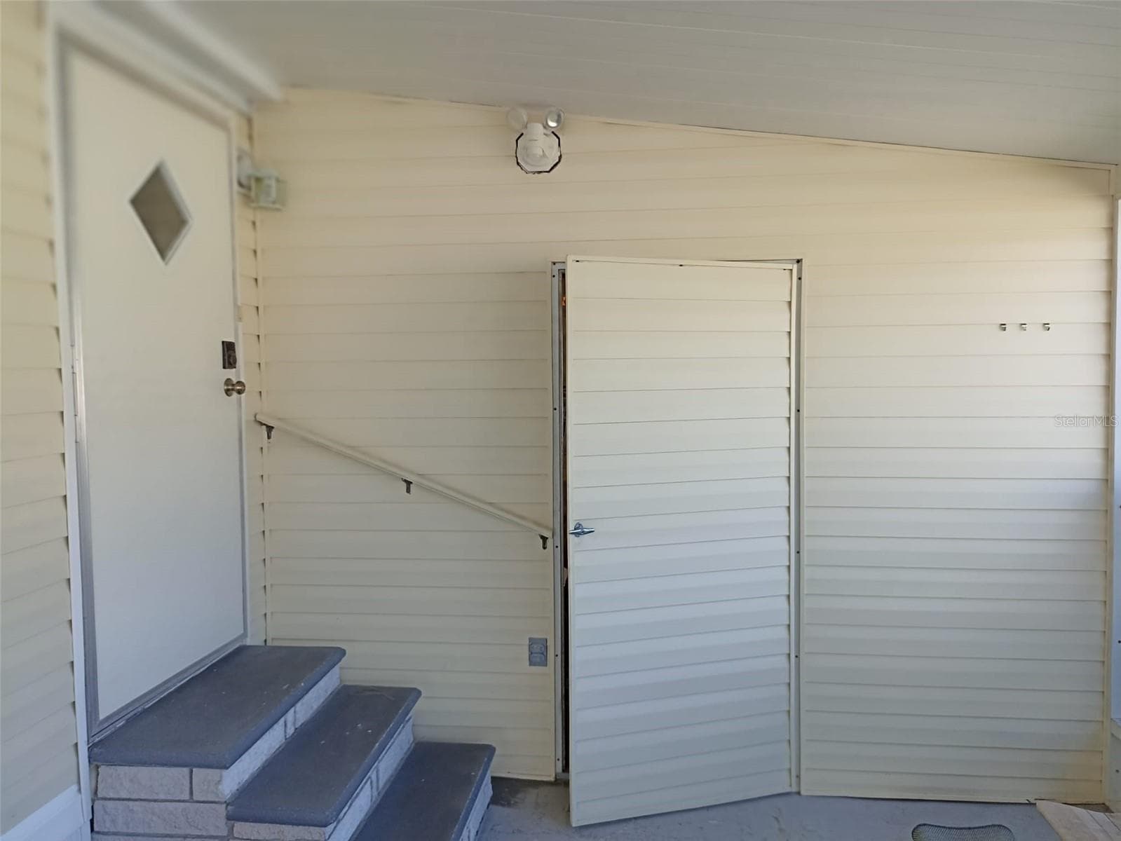 Manufactured Home at 3421 HAMPSHIRE DR, HOLIDAY, photo 30 of 30