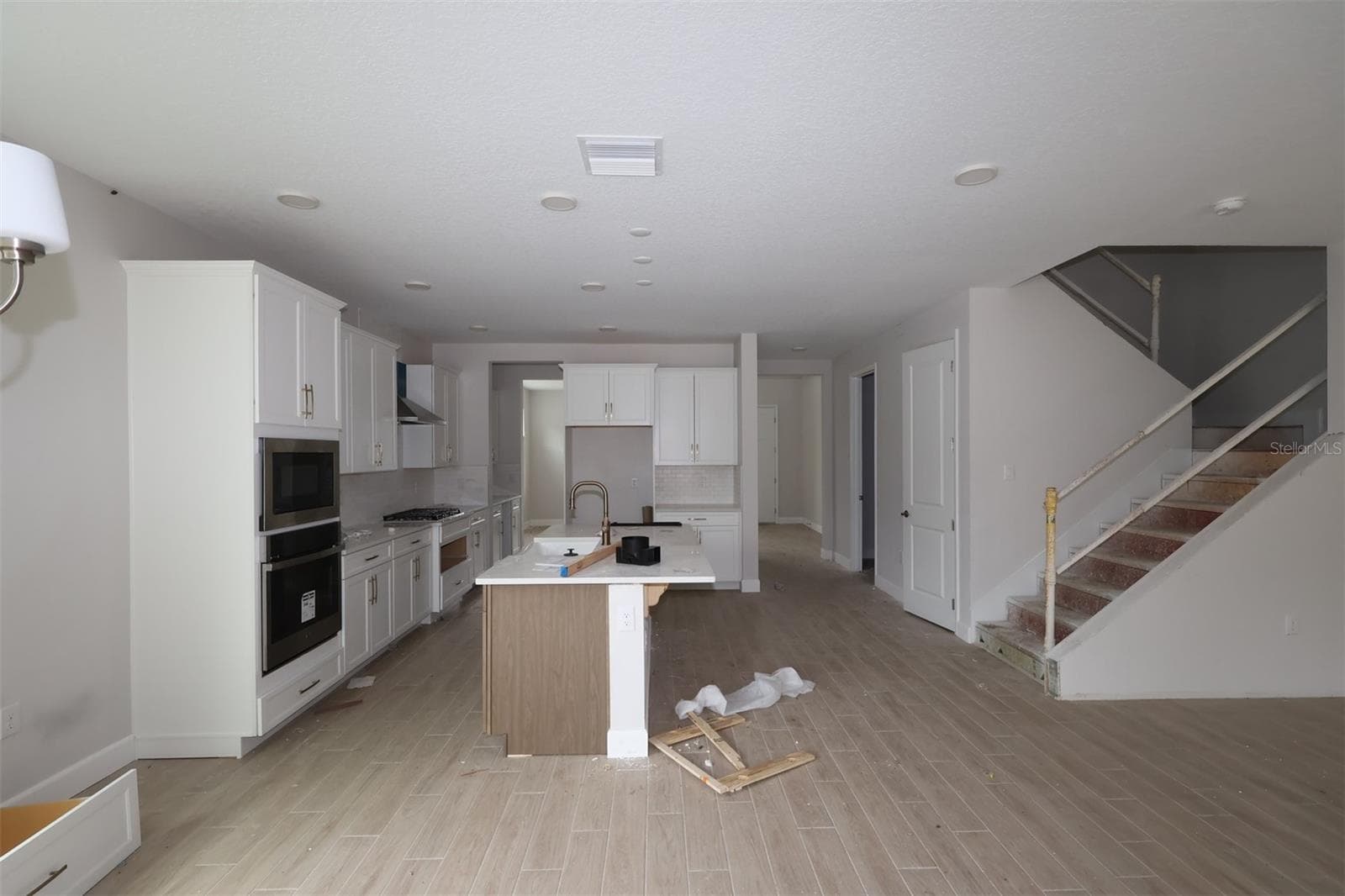 Single Family Residence at 2873 SWEETGRASS LN, ZELLWOOD, photo 10 of 49