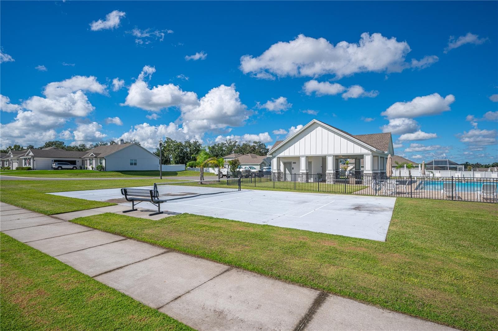 Woodland Oaks also has a club house & community pool, pickle ball court, & play area - 1279 PINTAIL PL, LAKELAND