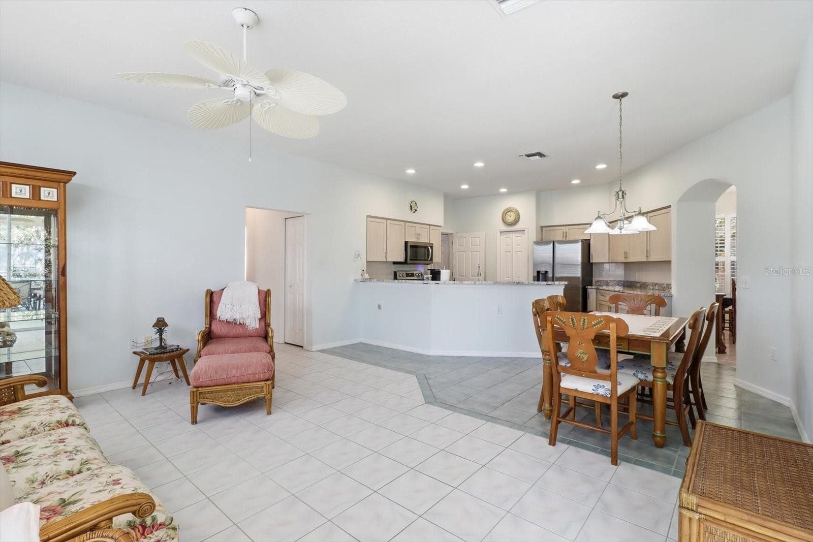 Single Family Residence at 8799 SW 196TH AVENUE RD, DUNNELLON, photo 9 of 47