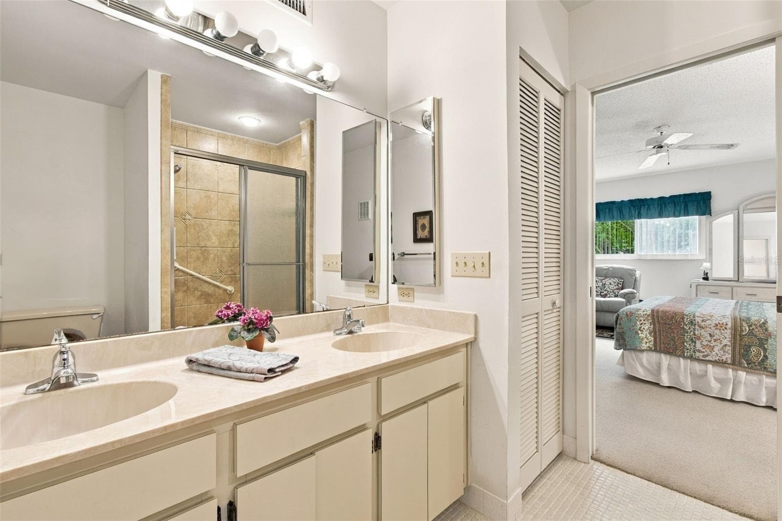 Condominium at 2221 NORWEGIAN DR #27, CLEARWATER, photo 32 of 72