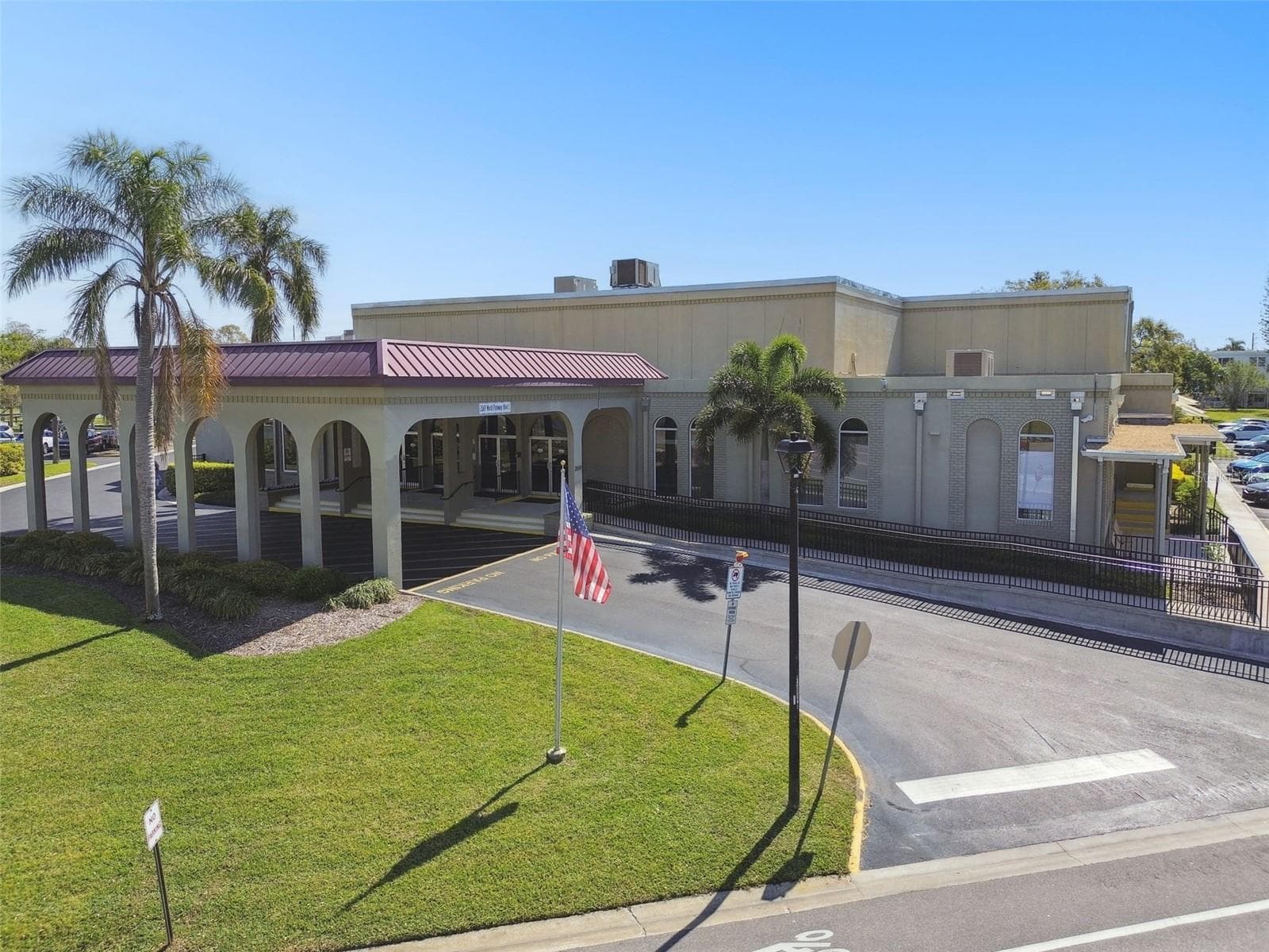 Condominium at 2221 NORWEGIAN DR #27, CLEARWATER, photo 53 of 72