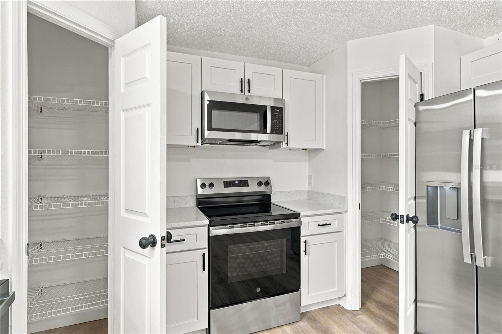 Single Family Residence at 980 MAYFAIR ST, EUSTIS, photo 11 of 48