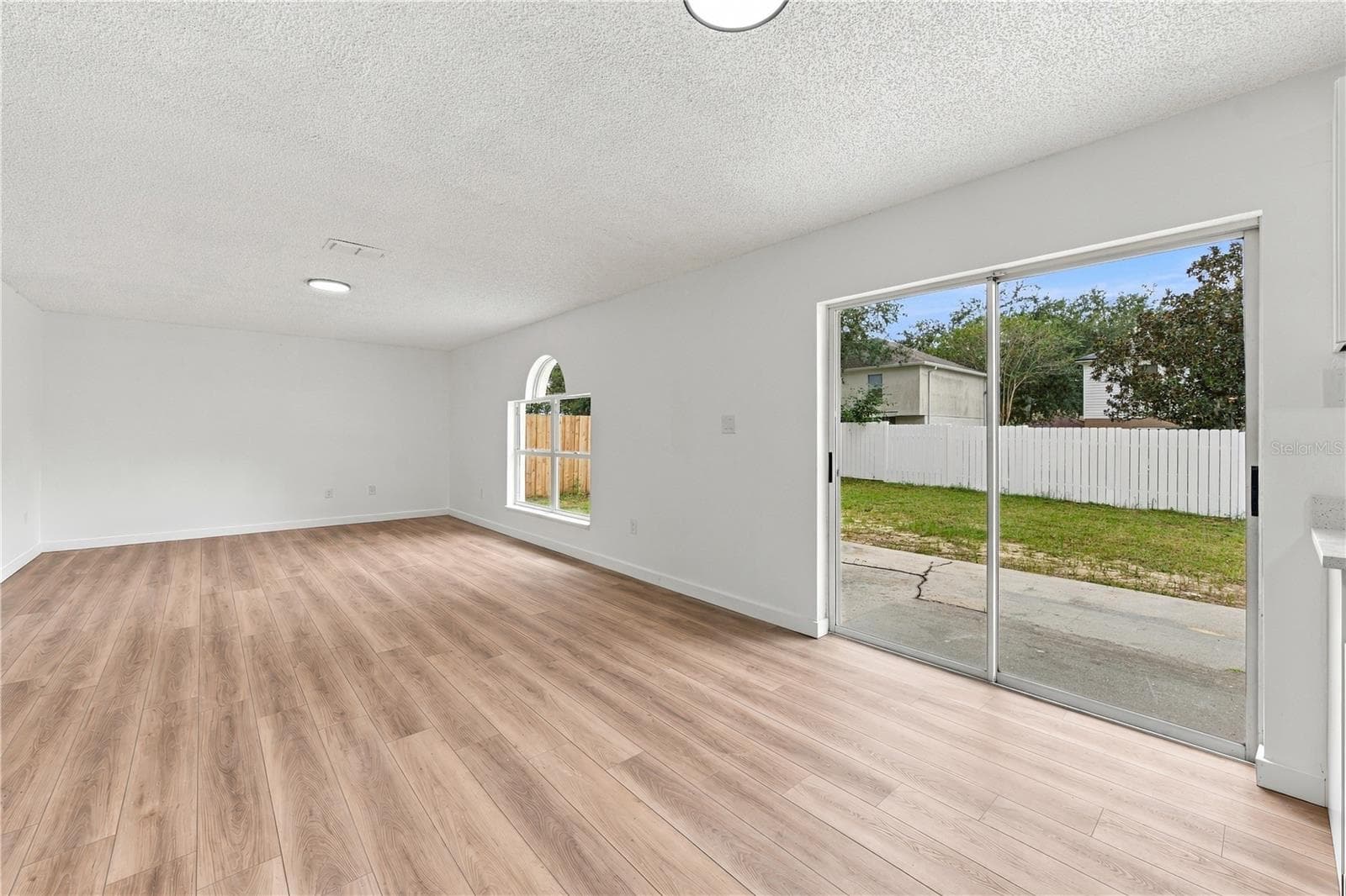 Single Family Residence at 980 MAYFAIR ST, EUSTIS, photo 15 of 48