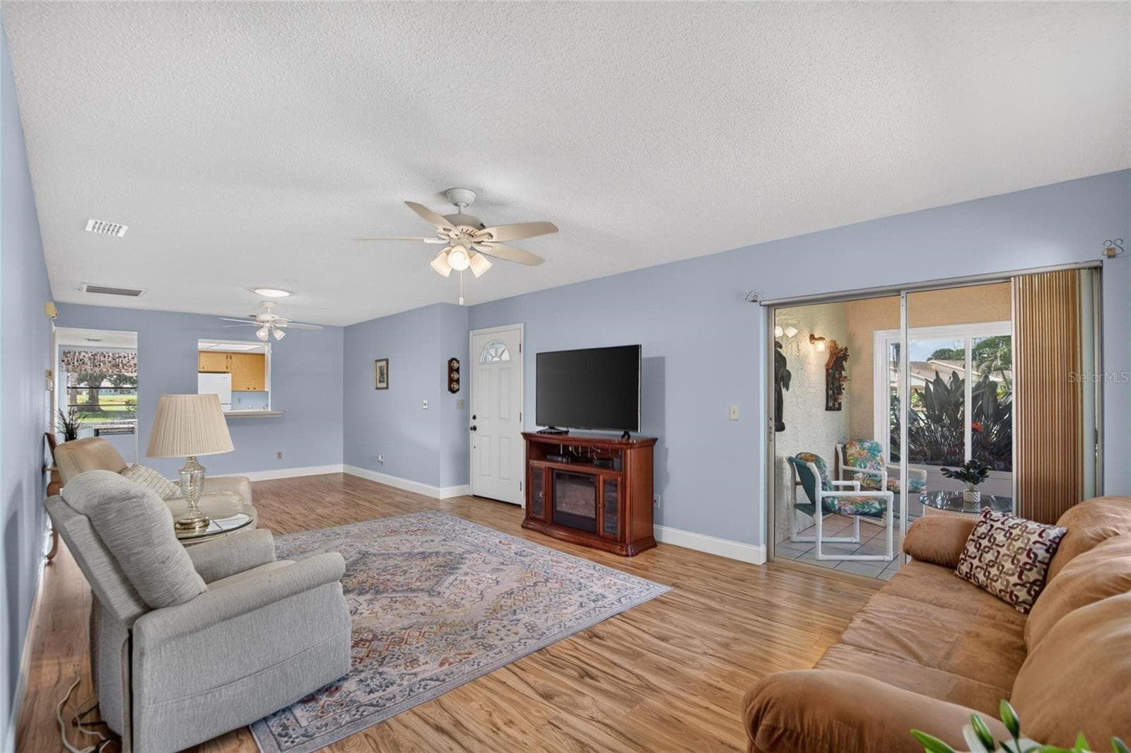 Condominium at 2017 HULLHOUSE DR, SUN CITY CENTER, photo 8 of 39