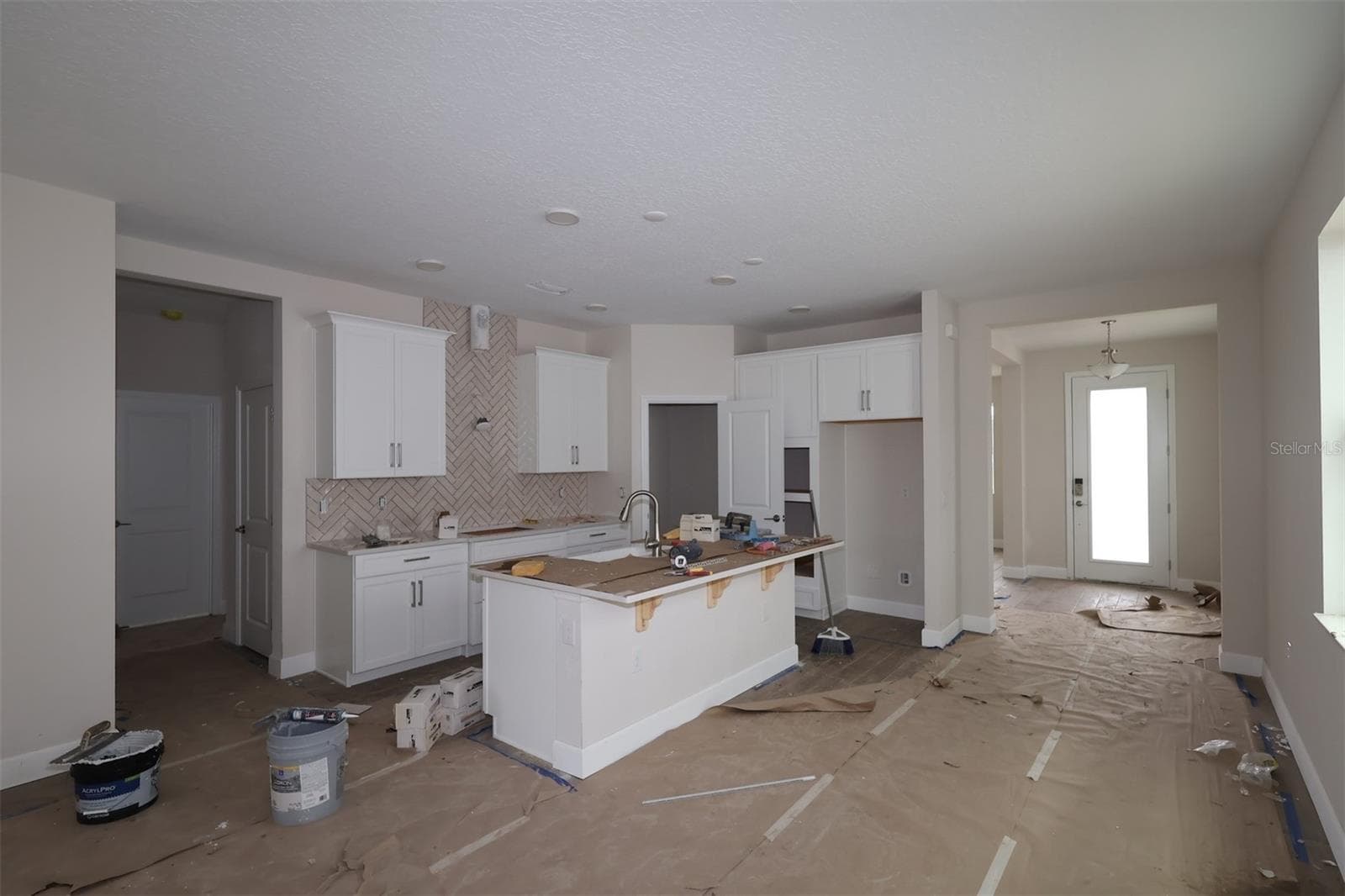 Single Family Residence at 2867 SWEETGRASS LN, ZELLWOOD, photo 4 of 42