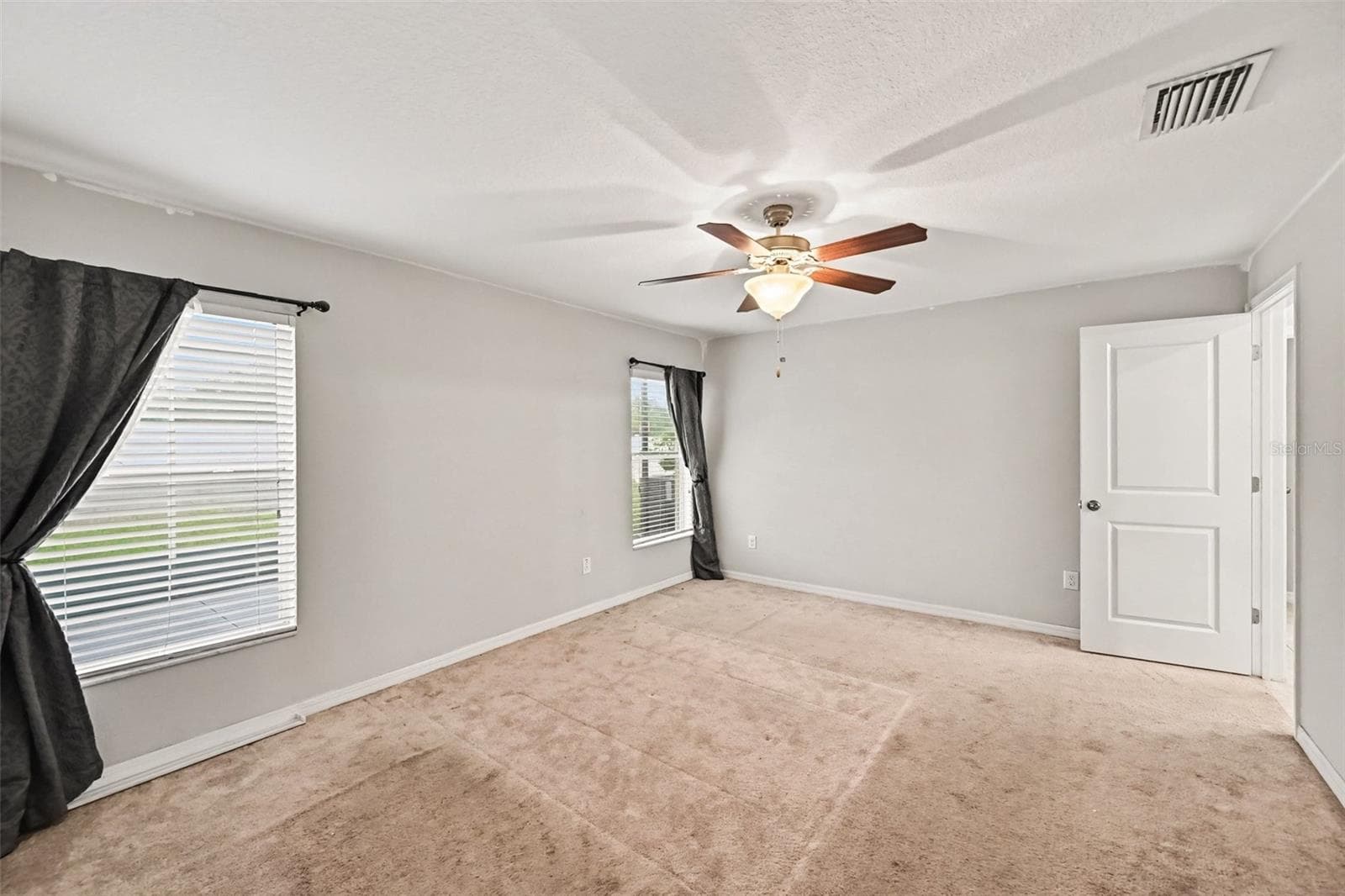 Single Family Residence at 1501 CLIMBING DAYFLOWER DR, RUSKIN, photo 15 of 34