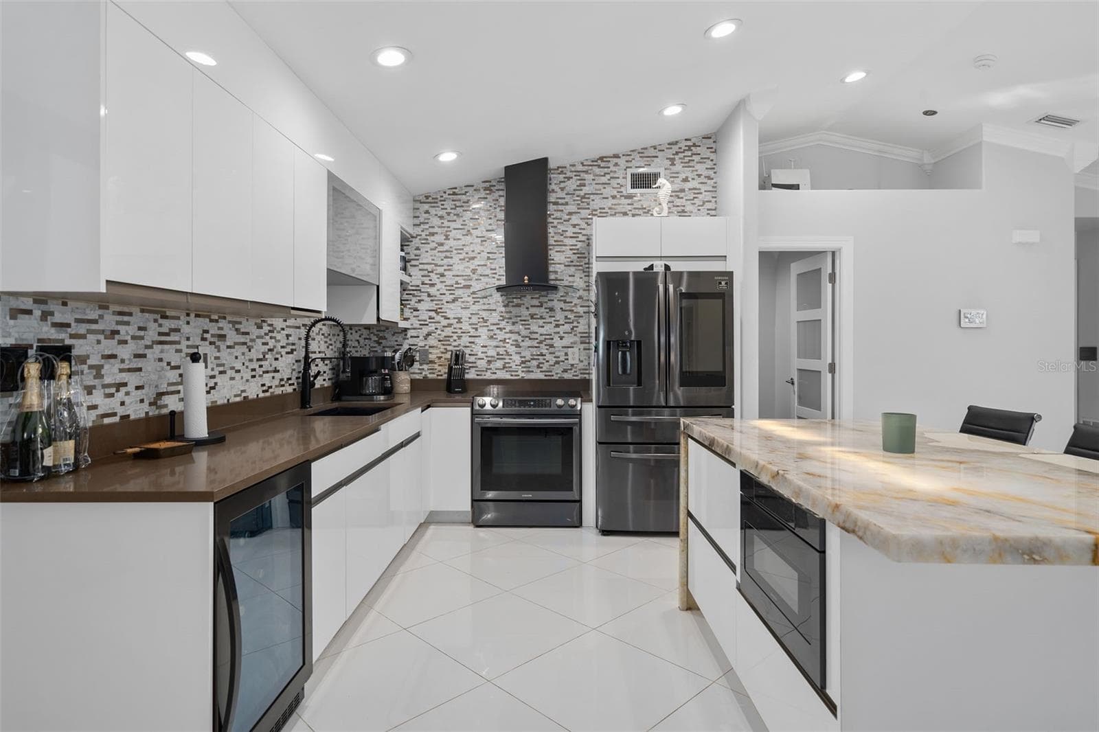 Single Family Residence at 39250 FOREST DR, EUSTIS, photo 12 of 30