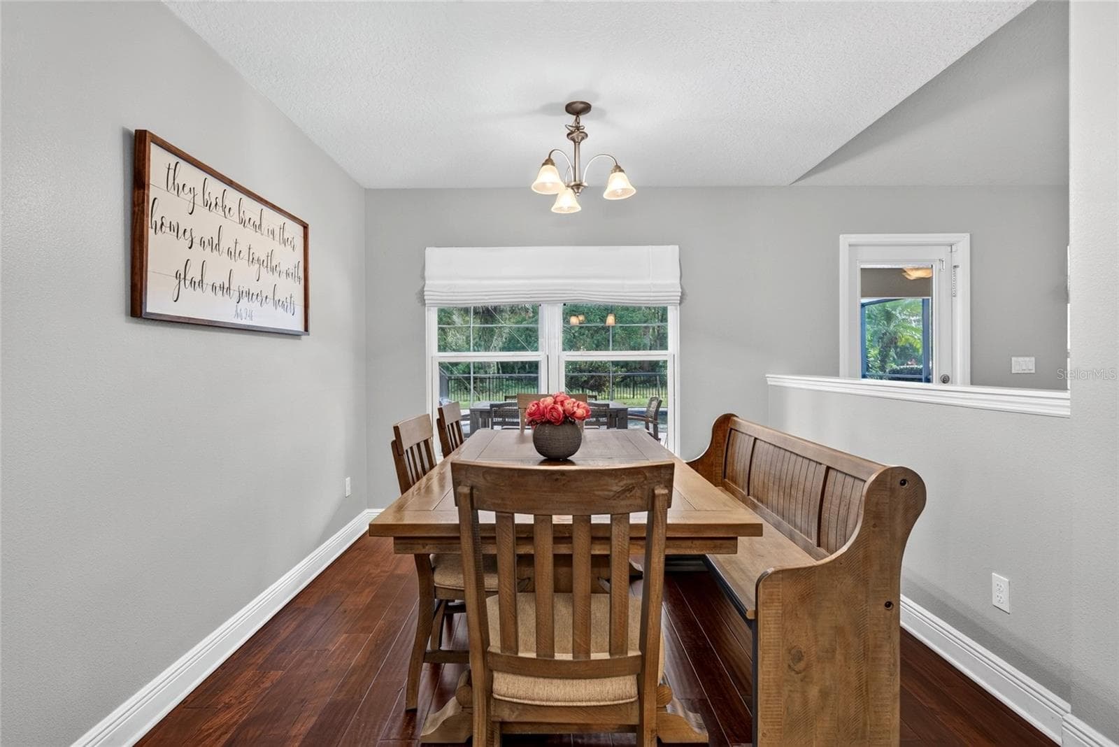 Dining nook - 24114 PLYMOUTH HOLLOW CIR, SORRENTO