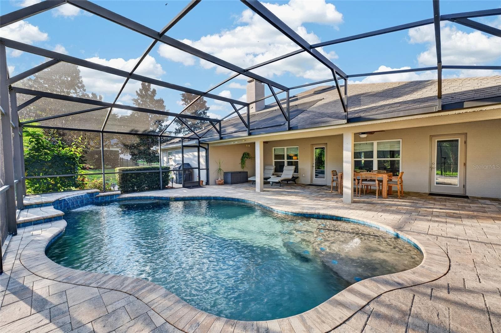 Solar heated salt water pool - 24114 PLYMOUTH HOLLOW CIR, SORRENTO