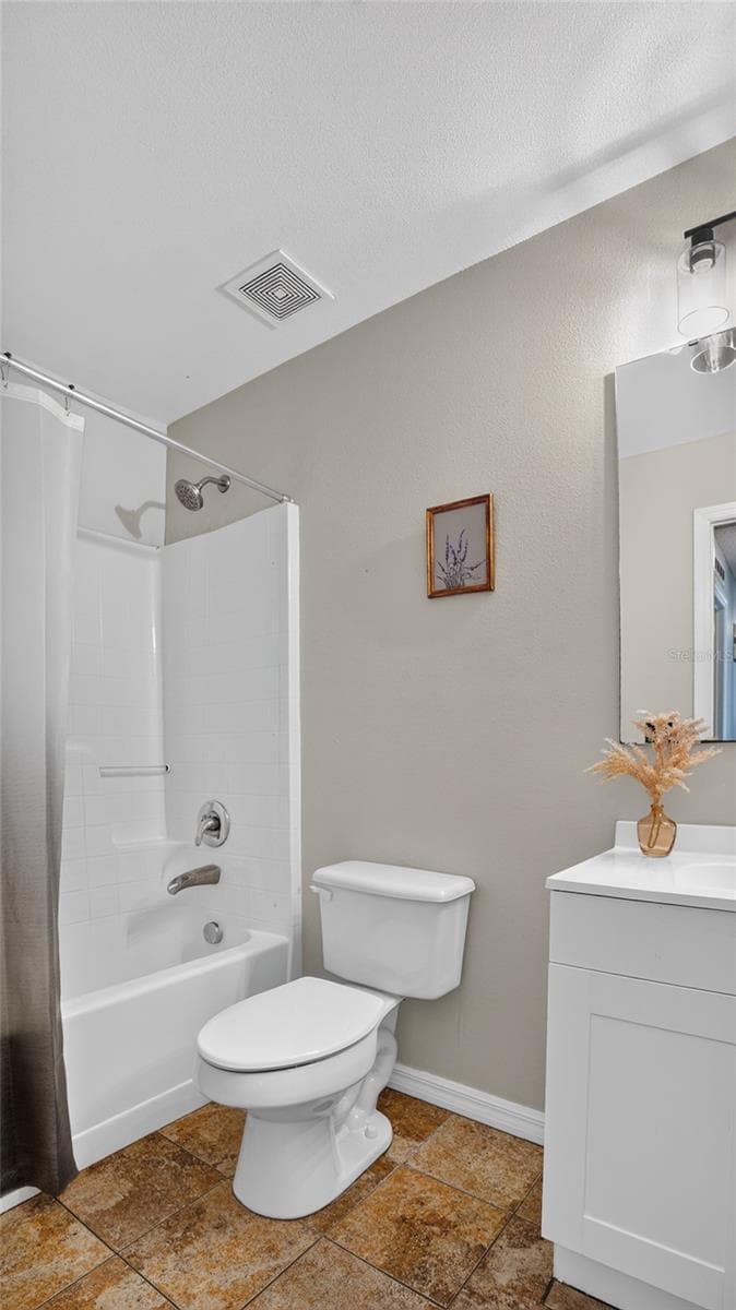 Single Family Residence at 70 BARRINGTON DR, PALM COAST, photo 21 of 27