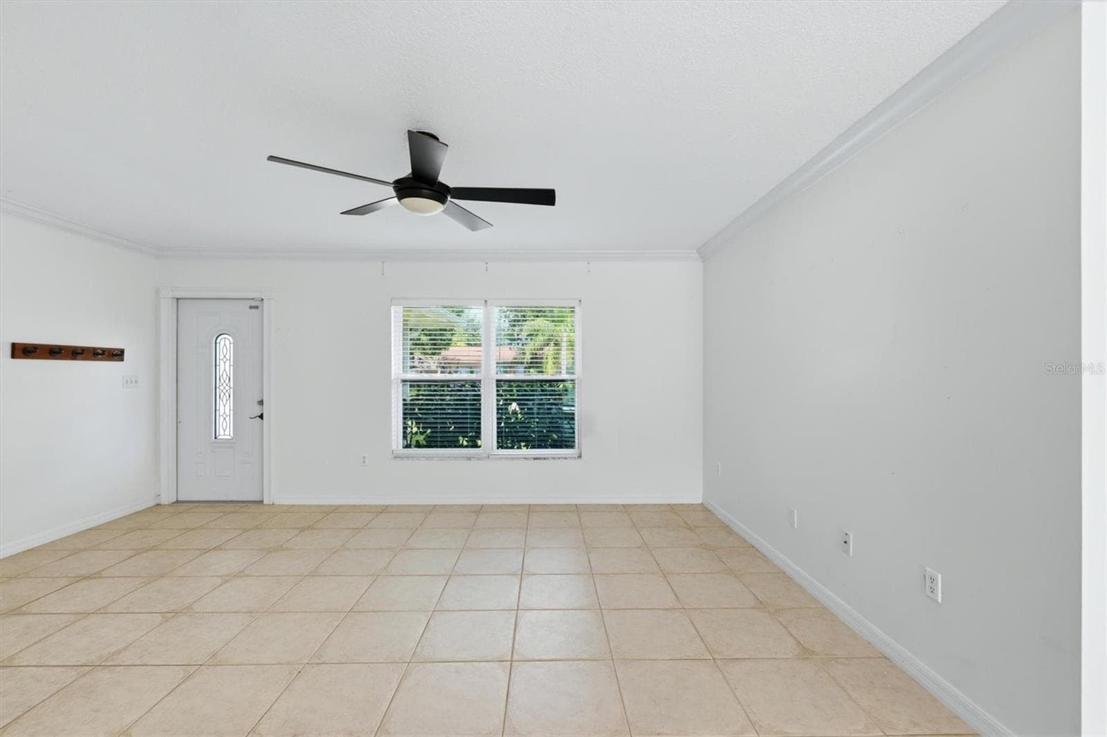 Single Family Residence at 828 PONDEROSA PINE LN, SARASOTA, photo 5 of 53