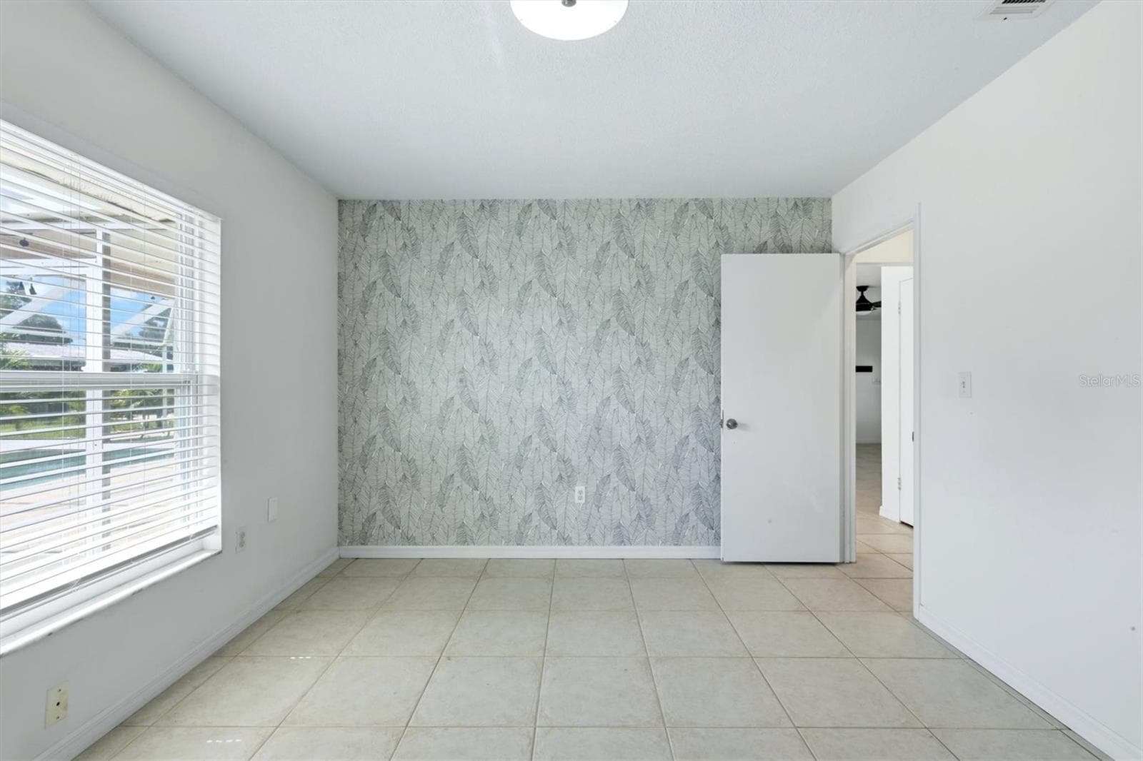 Single Family Residence at 828 PONDEROSA PINE LN, SARASOTA, photo 32 of 53