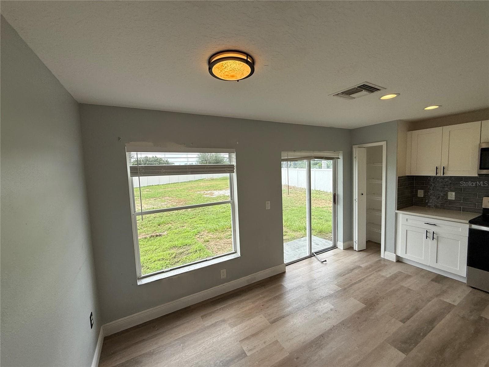 Single Family Residence at 7542 MAROON PEAK DR, RUSKIN, photo 5 of 21