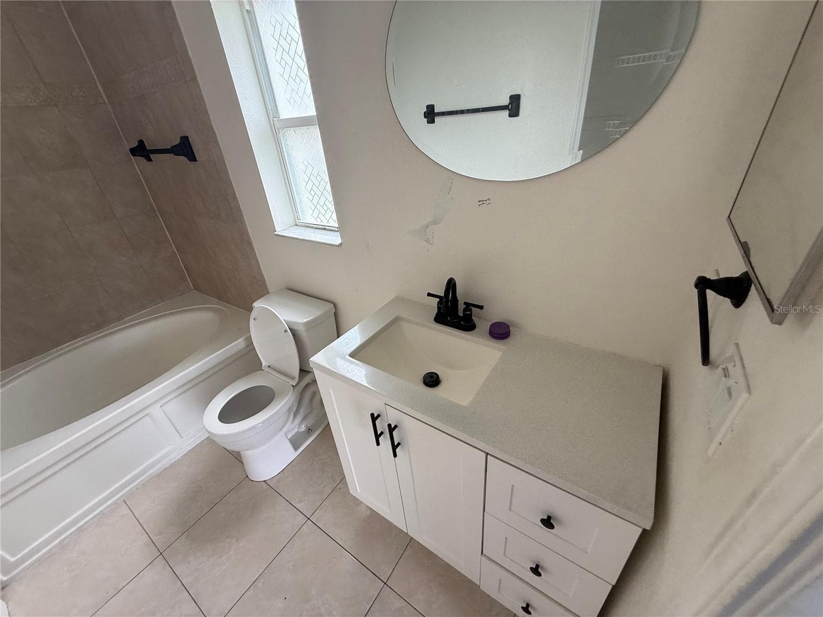 Single Family Residence at 7542 MAROON PEAK DR, RUSKIN, photo 10 of 21