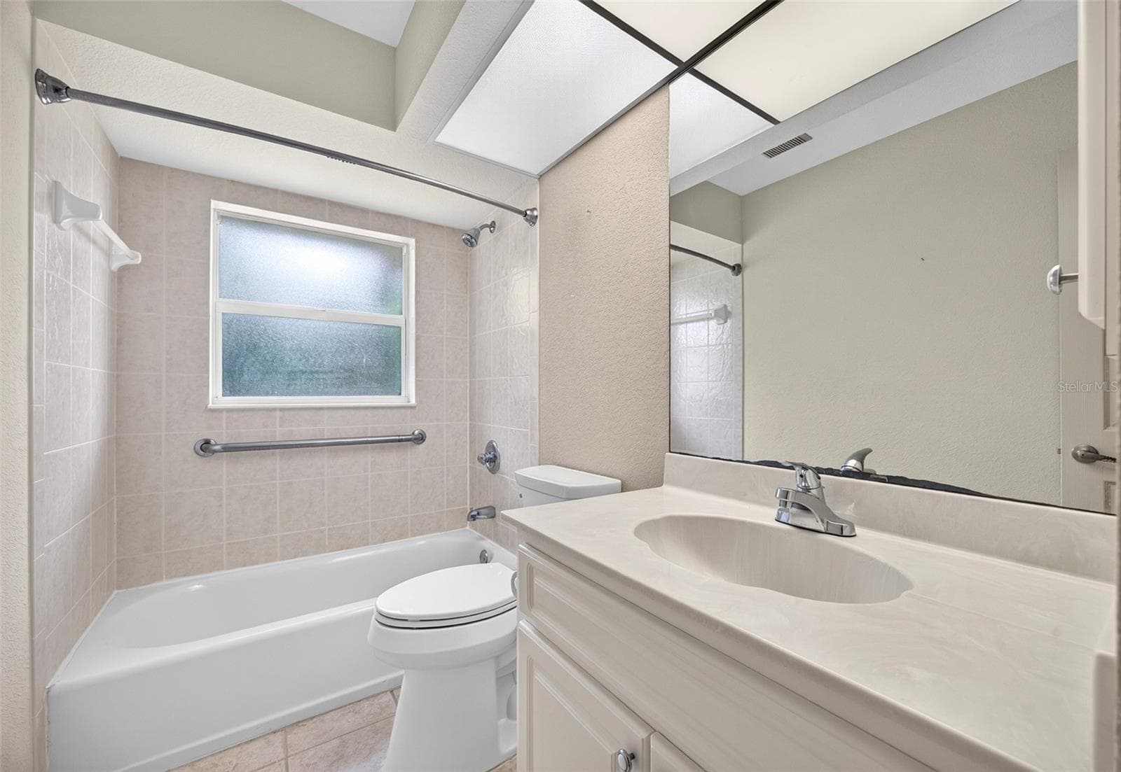Single Family Residence at 25195 AYSEN DR, PUNTA GORDA, photo 22 of 35