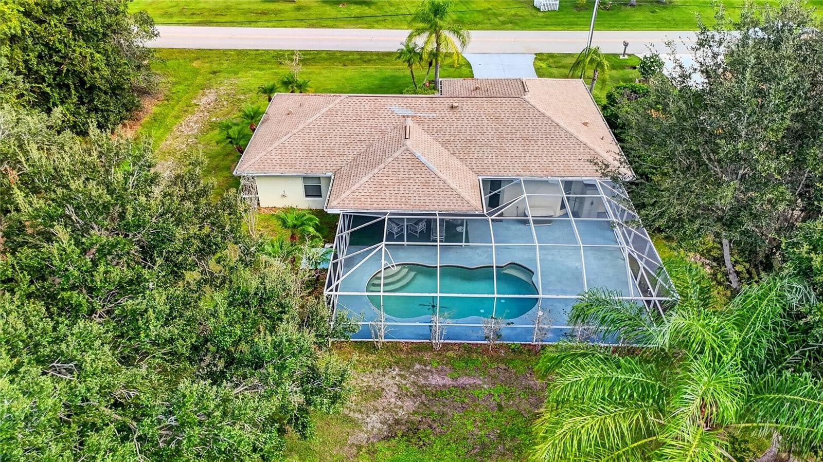 Single Family Residence at 25195 AYSEN DR, PUNTA GORDA, photo 29 of 35