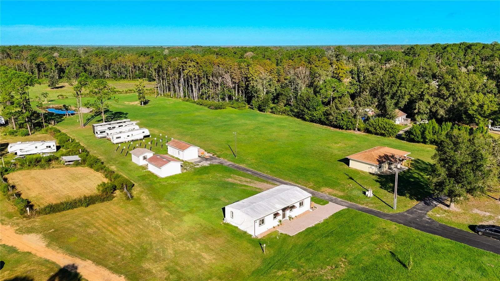 Manufactured Home at 2307 STATE ROAD 33, CLERMONT, photo 12 of 77