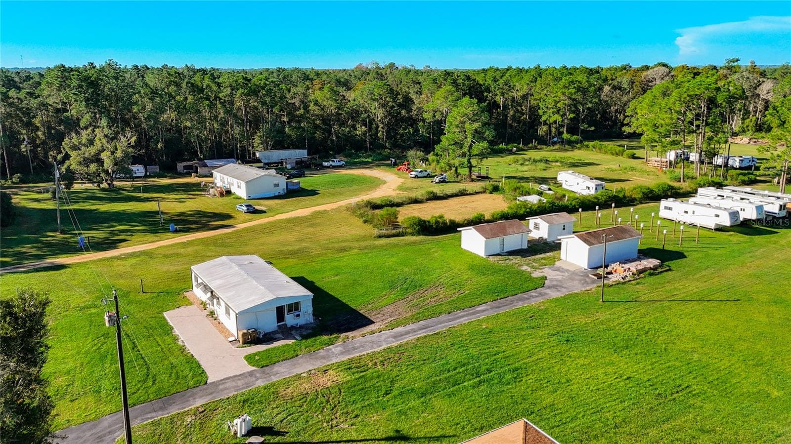 Manufactured Home at 2307 STATE ROAD 33, CLERMONT, photo 15 of 77