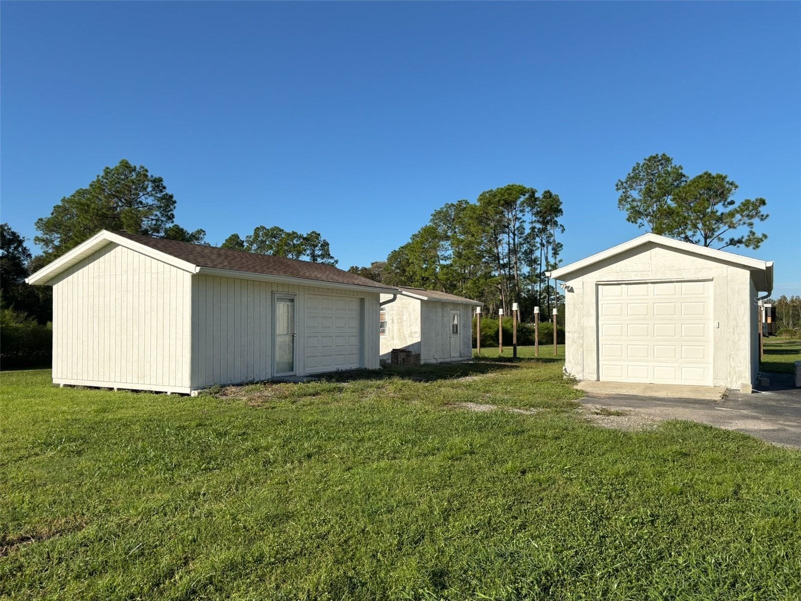 Manufactured Home at 2307 STATE ROAD 33, CLERMONT, photo 66 of 77