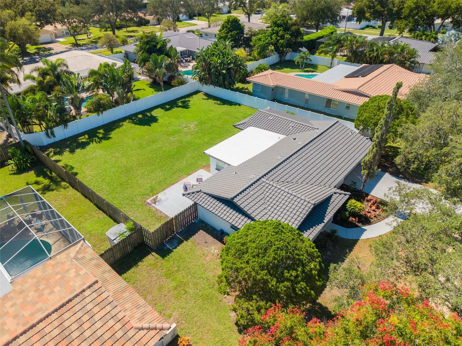 Single Family Residence at 2291 GROVEWOOD RD, CLEARWATER, photo 6 of 36