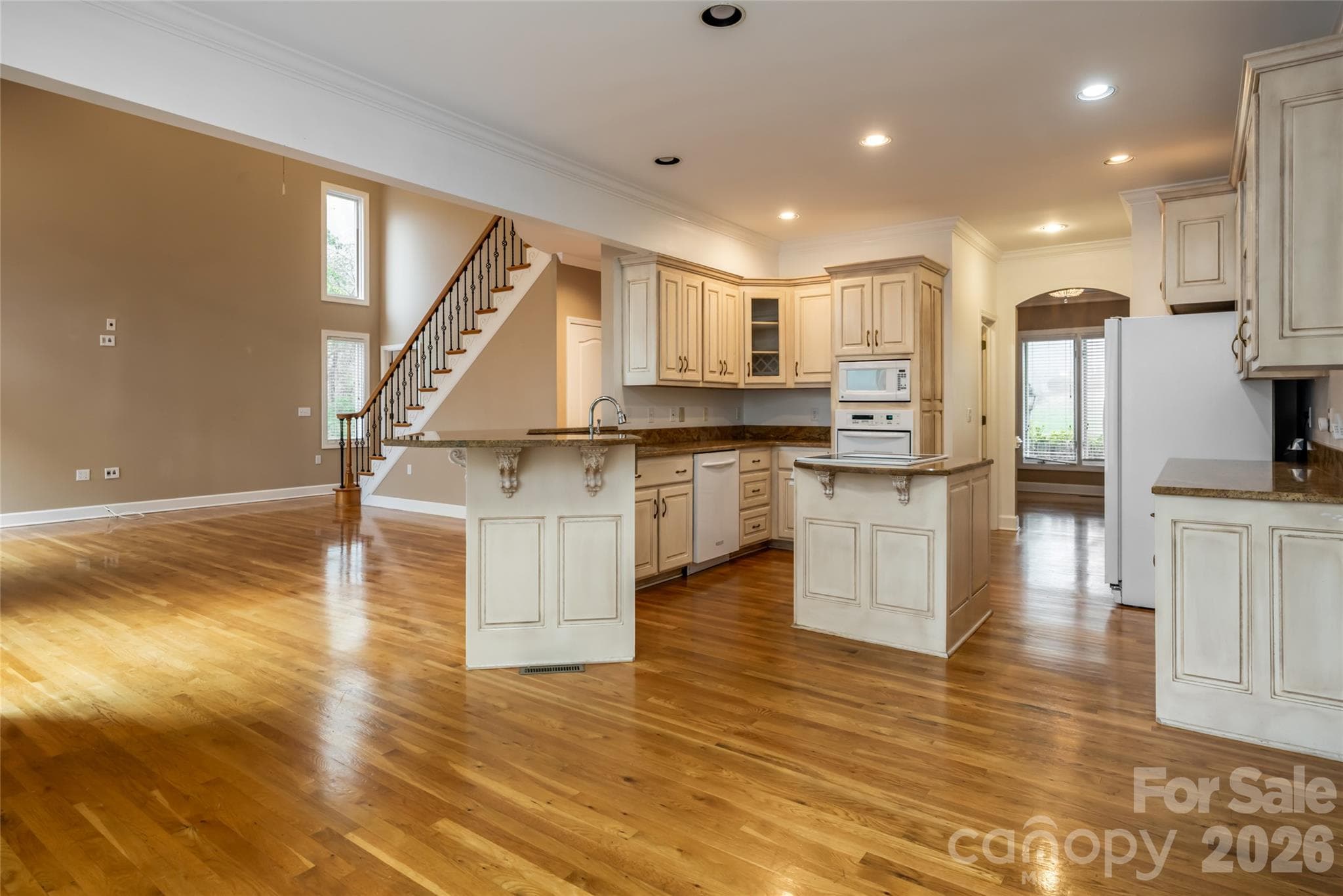 Single Family Residence at 4943 Elmhurst Drive NE, Hickory, photo 15 of 43