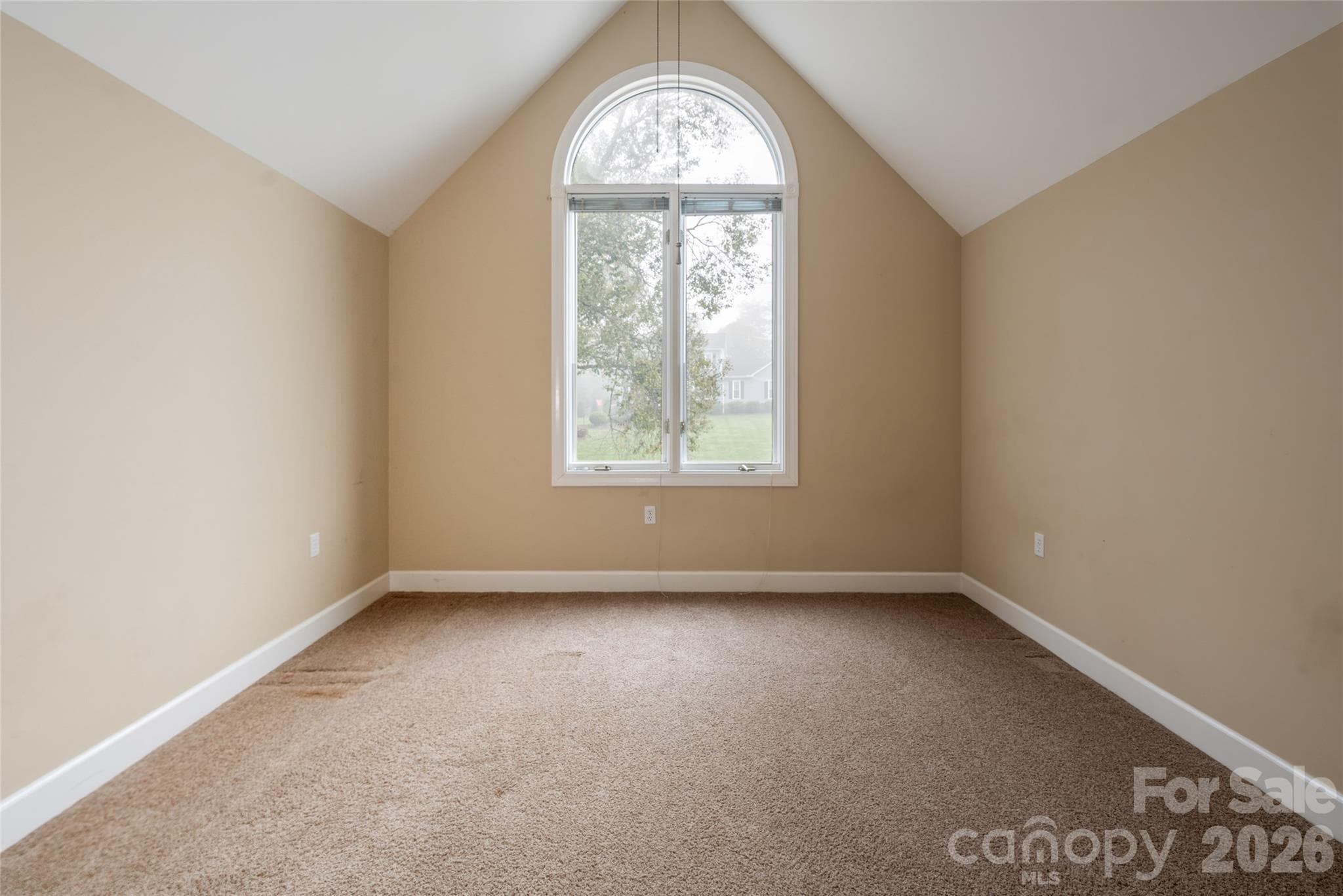Bed 3 - 4943 Elmhurst Drive NE, Hickory