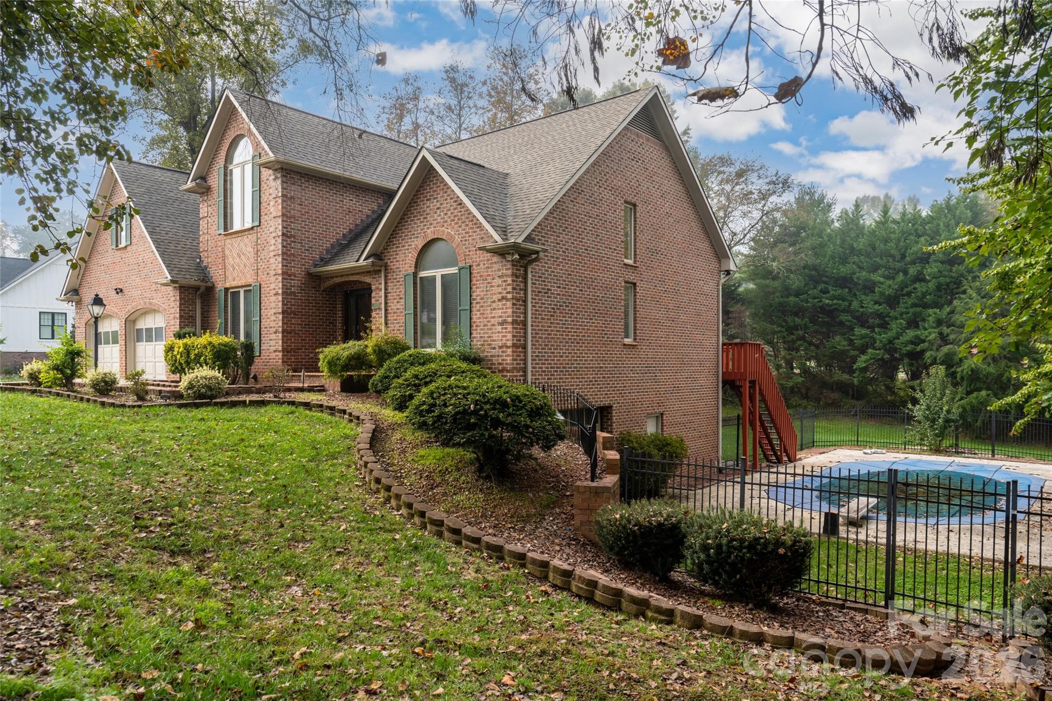 Single Family Residence at 4943 Elmhurst Drive NE, Hickory, photo 39 of 43