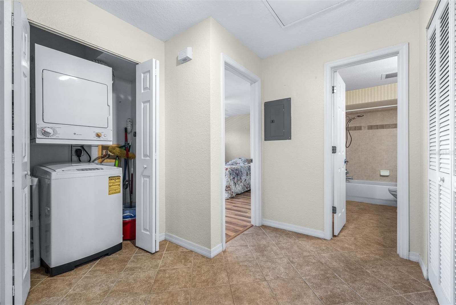 Condominium at 6150 GULFPORT BLVD S #515, GULFPORT, photo 18 of 62