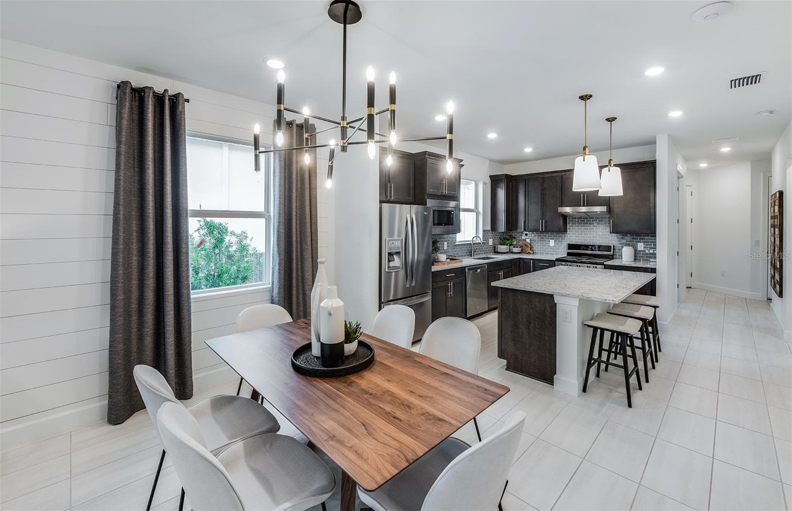 Contour model representation. - 10513 SEA BREEZE RIDGE DR, ENGLEWOOD