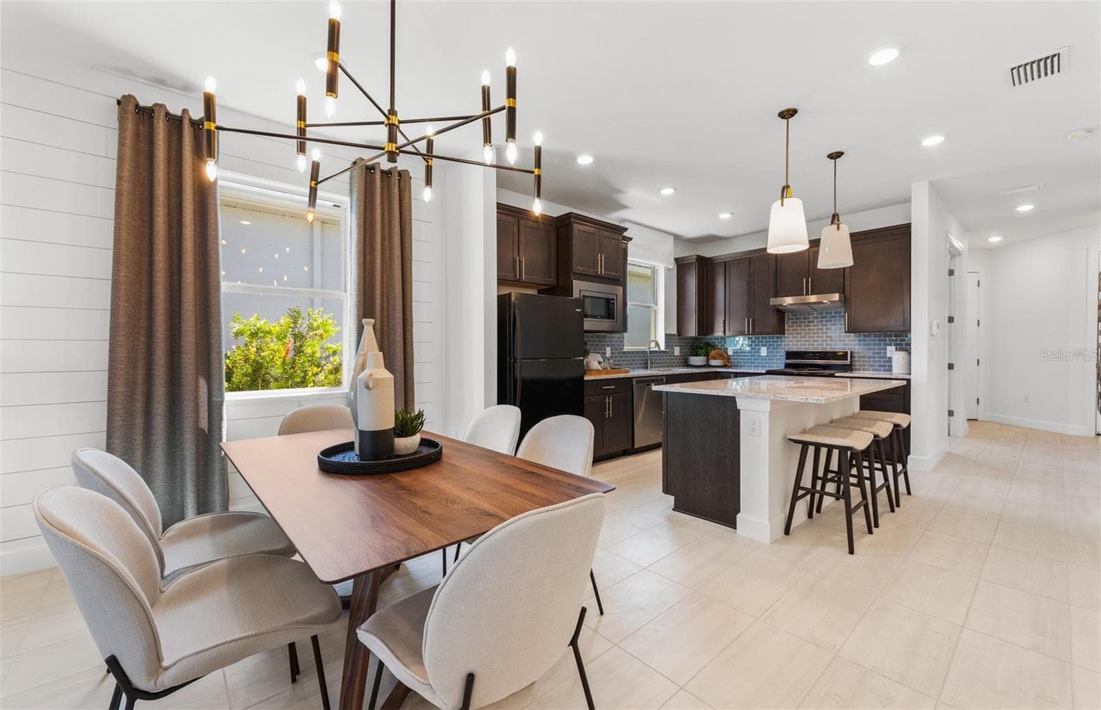 Contour model representation. - 10513 SEA BREEZE RIDGE DR, ENGLEWOOD