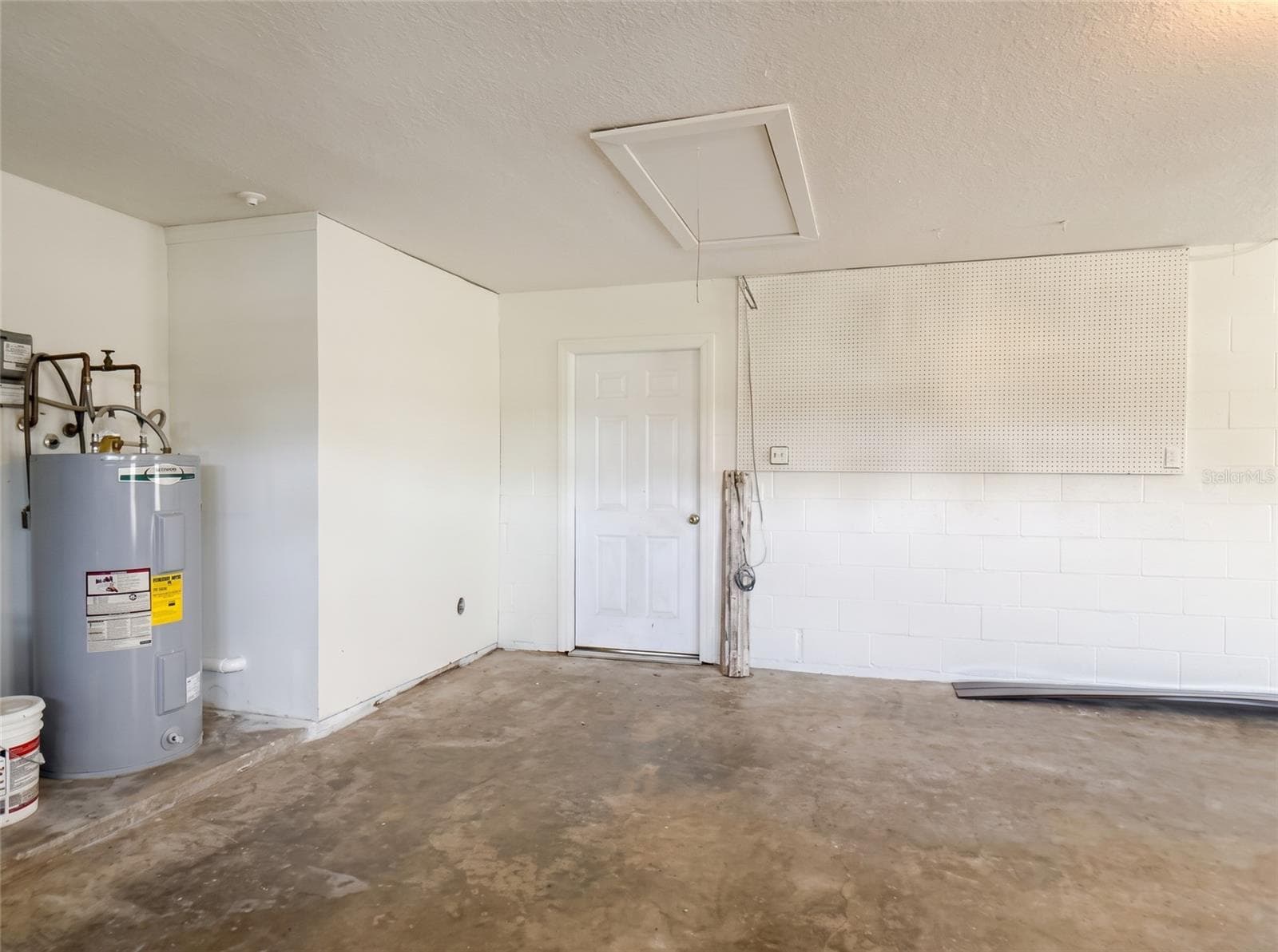 Single Family Residence at 1060 E NORMANDY BLVD, DELTONA, photo 29 of 30