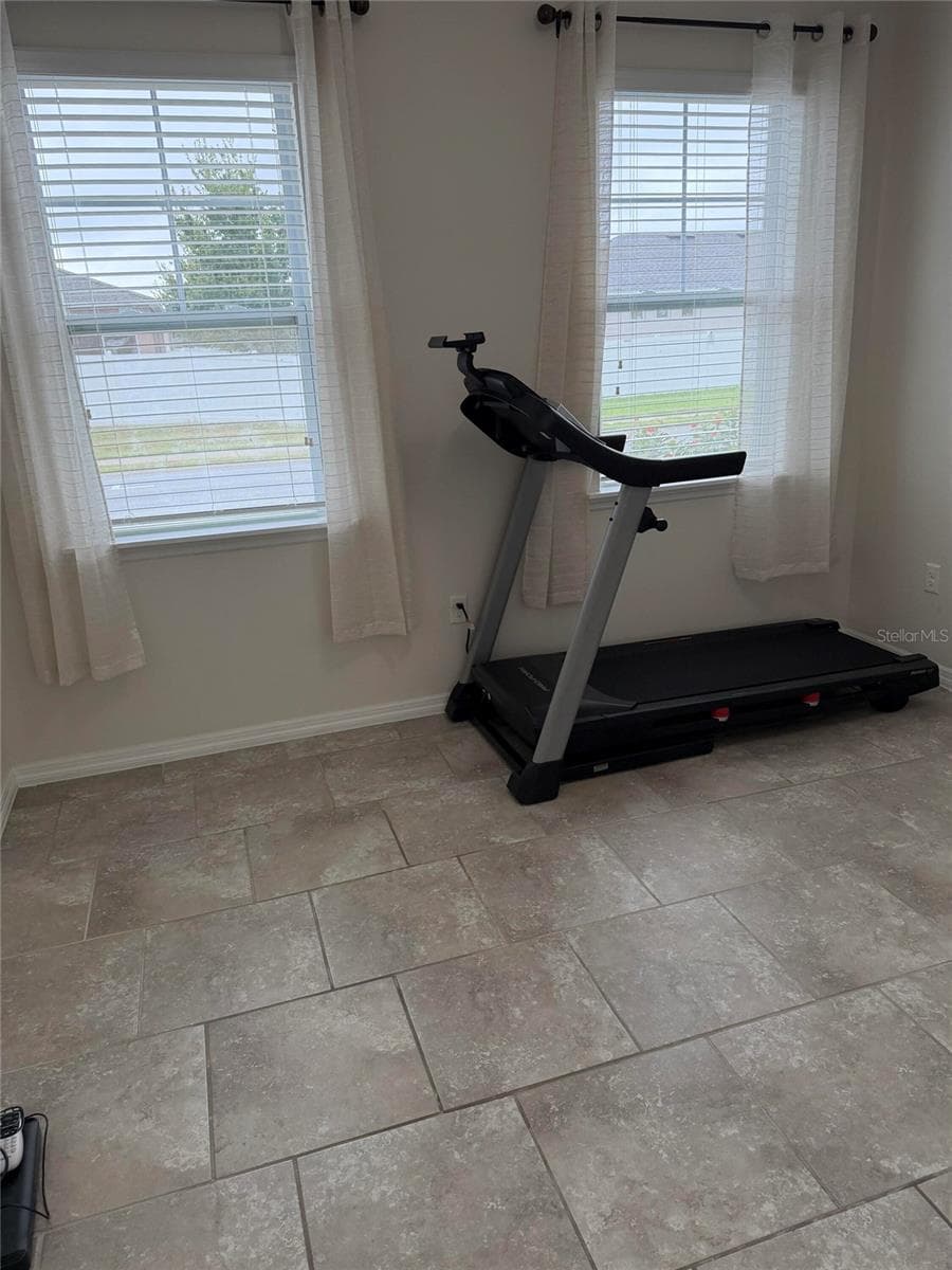 Single Family Residence at 168 WATERSIDE CIR, WINTER HAVEN, photo 28 of 60