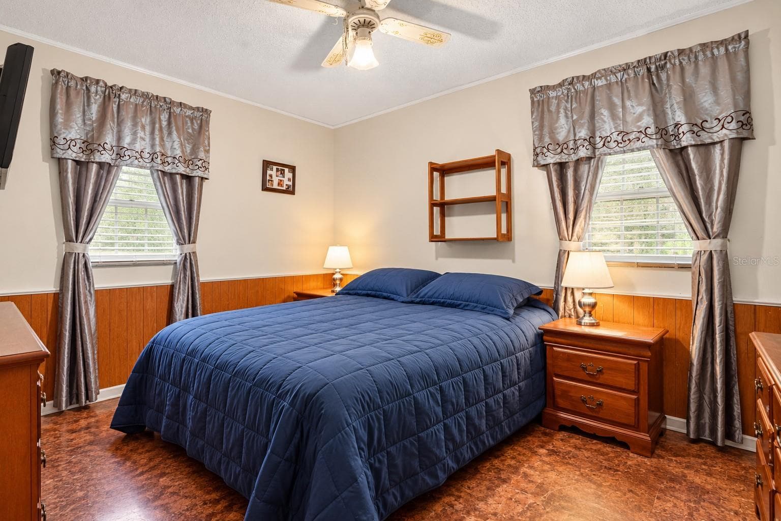 Single Family Residence at 1027 CANAL DR W, LAKELAND, photo 9 of 29