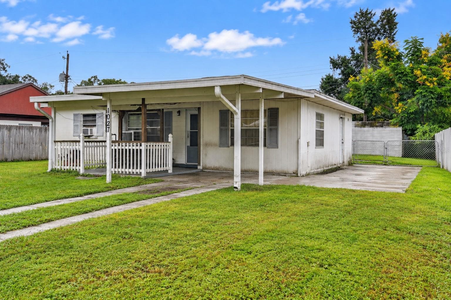 Single Family Residence at 1027 CANAL DR W, LAKELAND, photo 13 of 29
