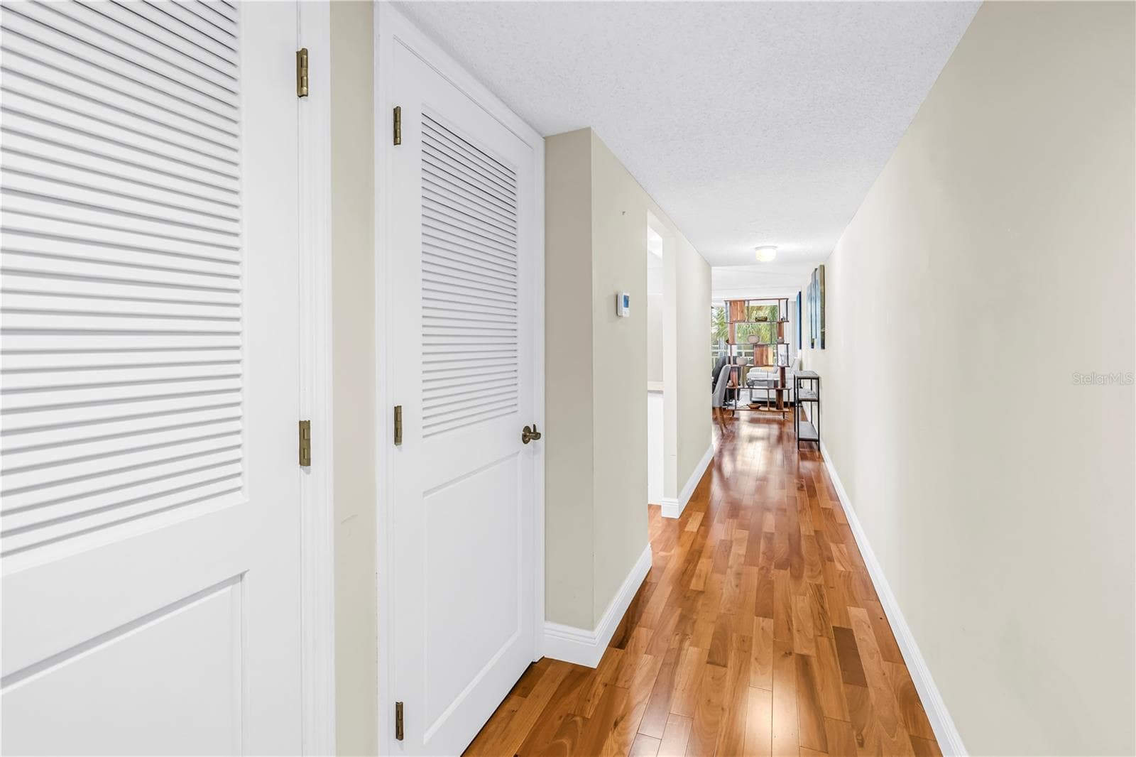 Entrance Hall with Coat Closet - 700 BEACH DR NE #201, ST PETERSBURG